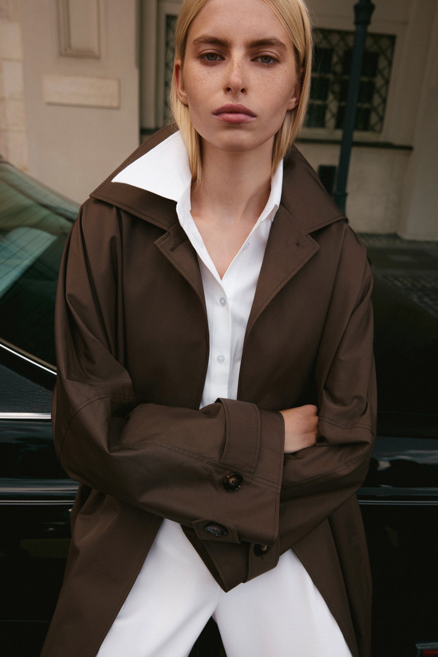 Тренч коричневий максі з поясом COUTURE