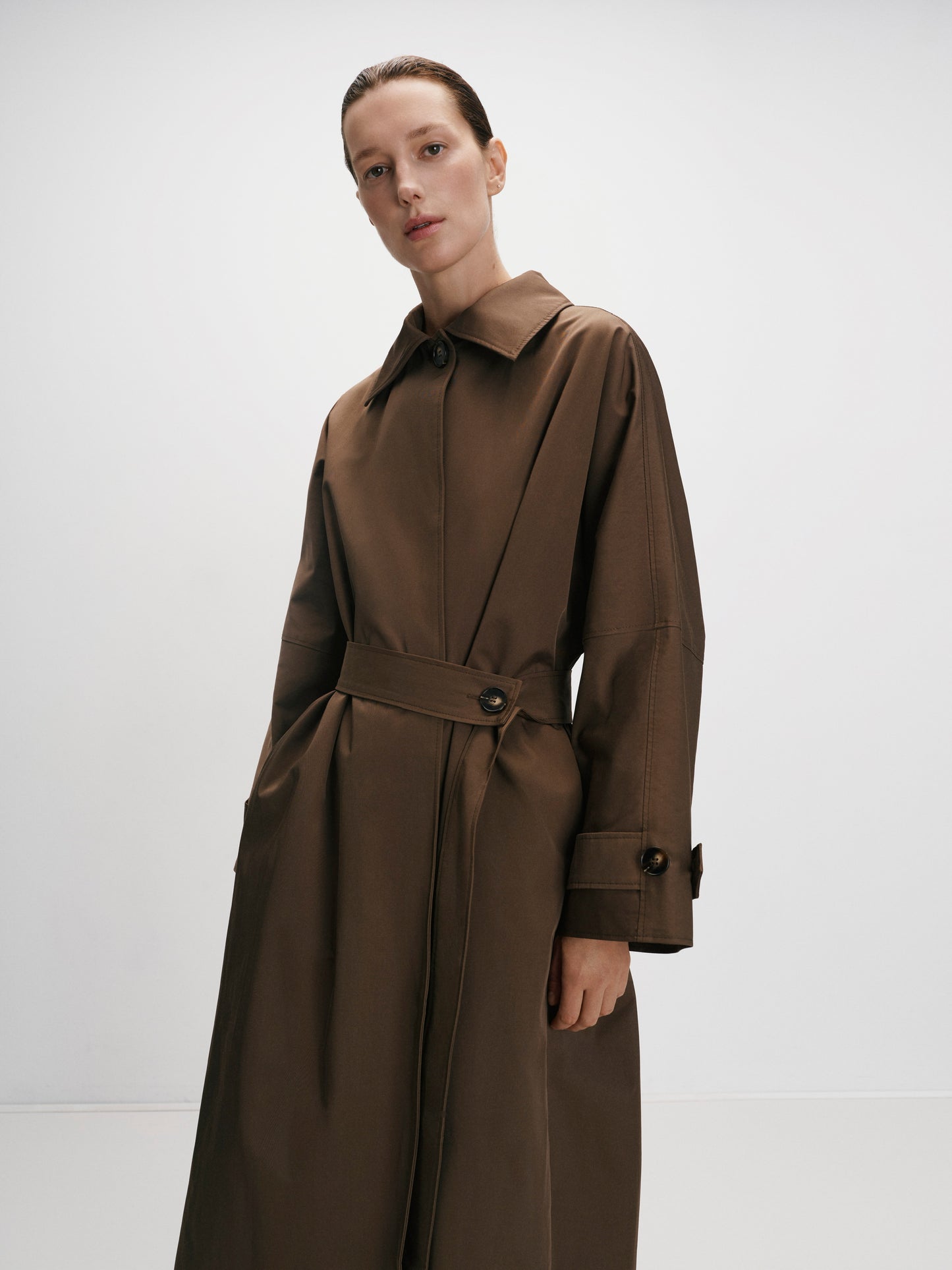 Тренч коричневий максі з поясом COUTURE