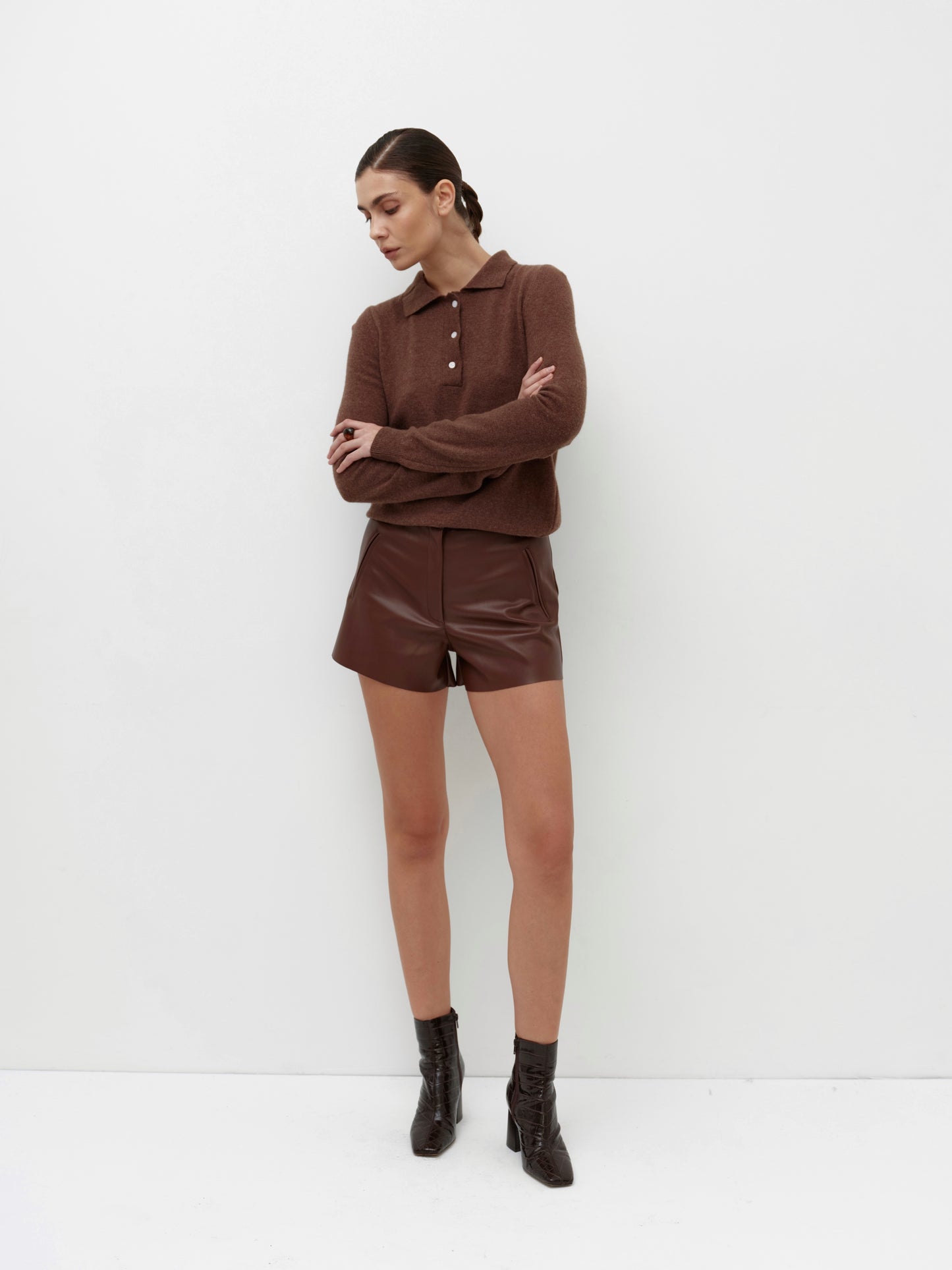 Brown knitted polo