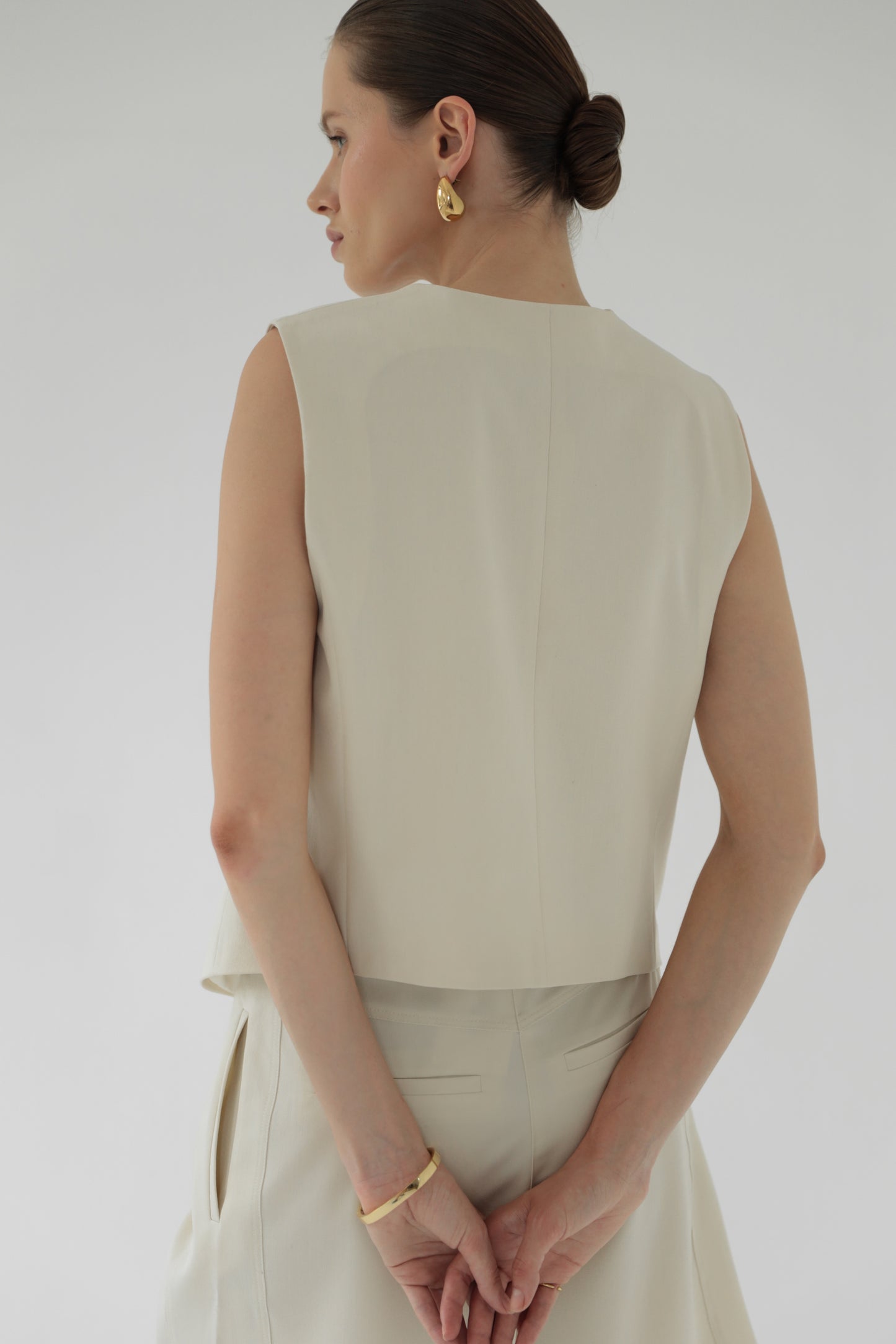 Жилет брючний пісочний