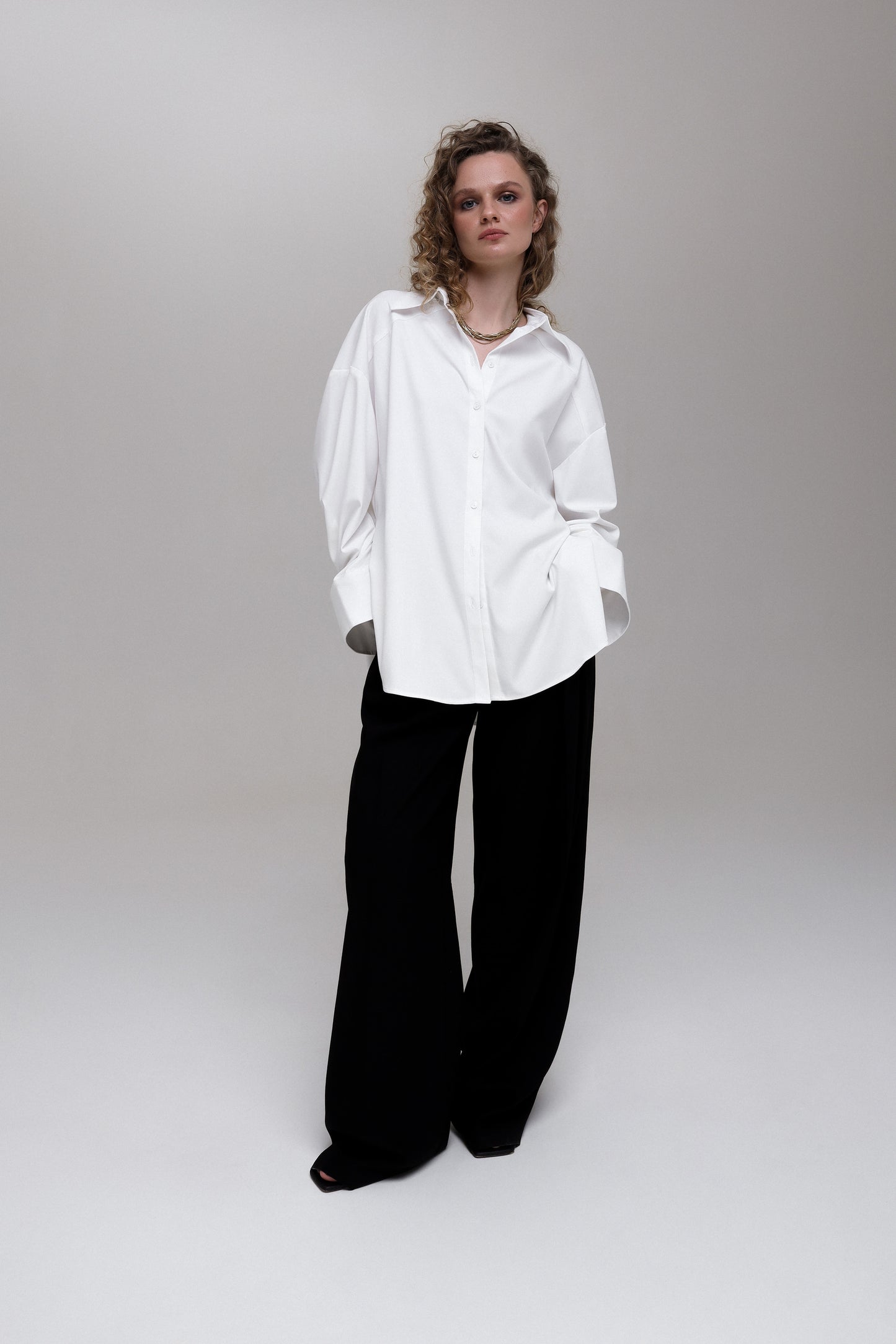 Oversized milk-white shirt