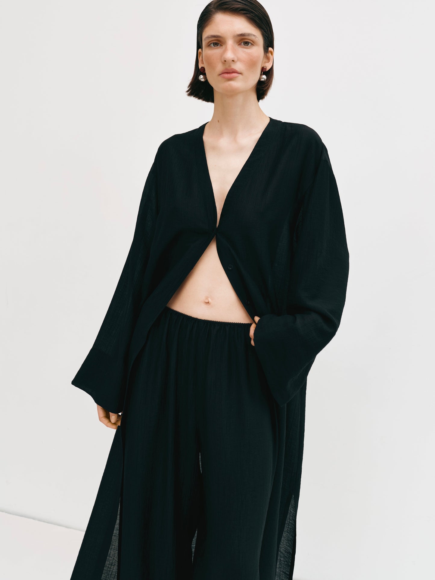 Штани з резинкою по низу чорні