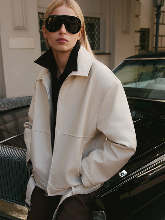 Куртка еко-шкіра з поясом молочна