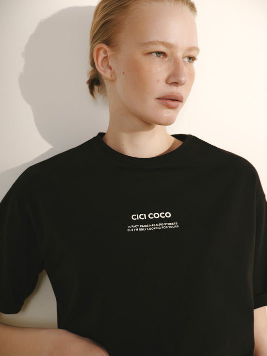 Футболка чорна з принтом