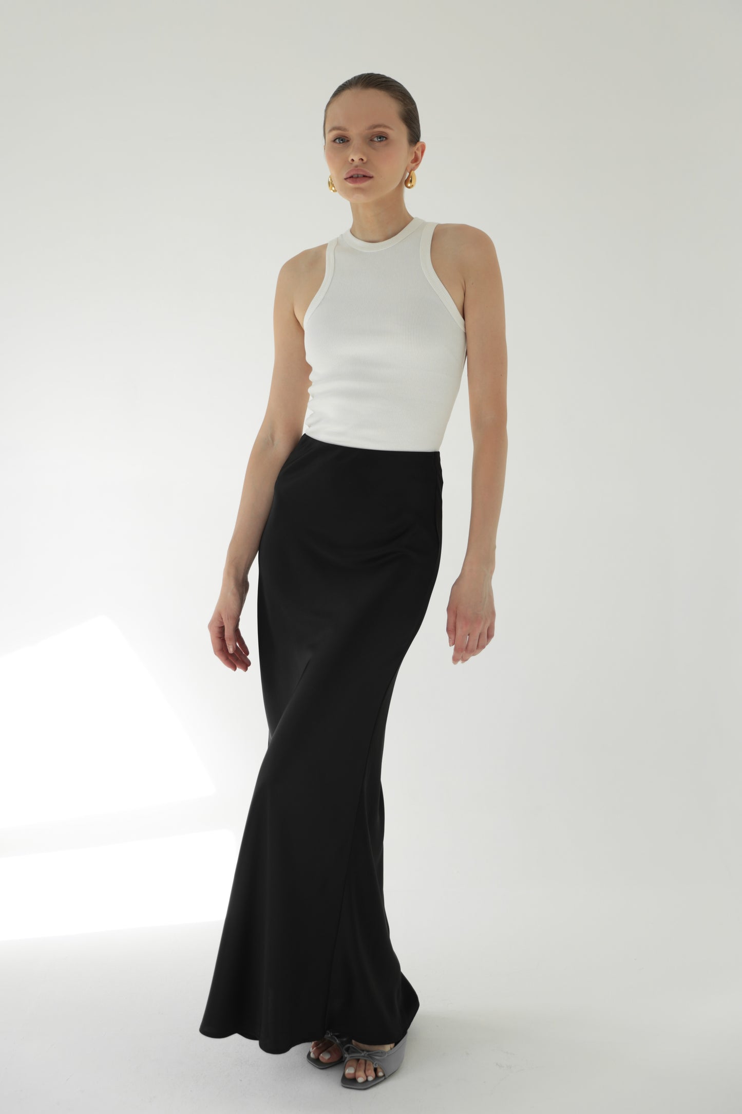 Спідниця максі сатин чорна