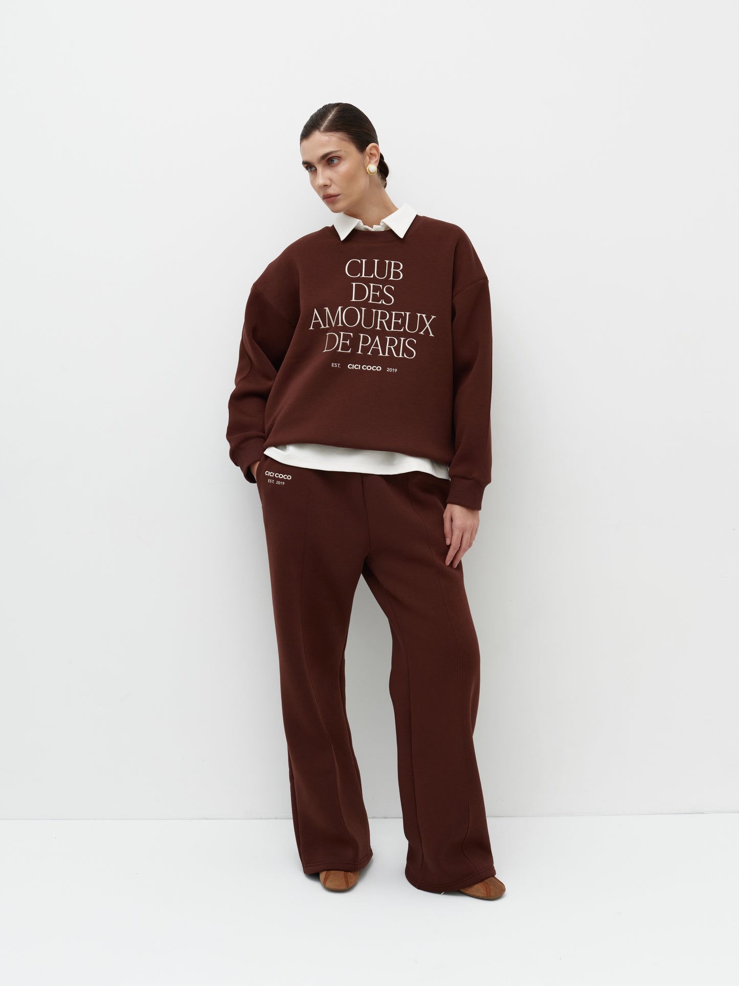 Штани утеплені з вишивкою коричневі