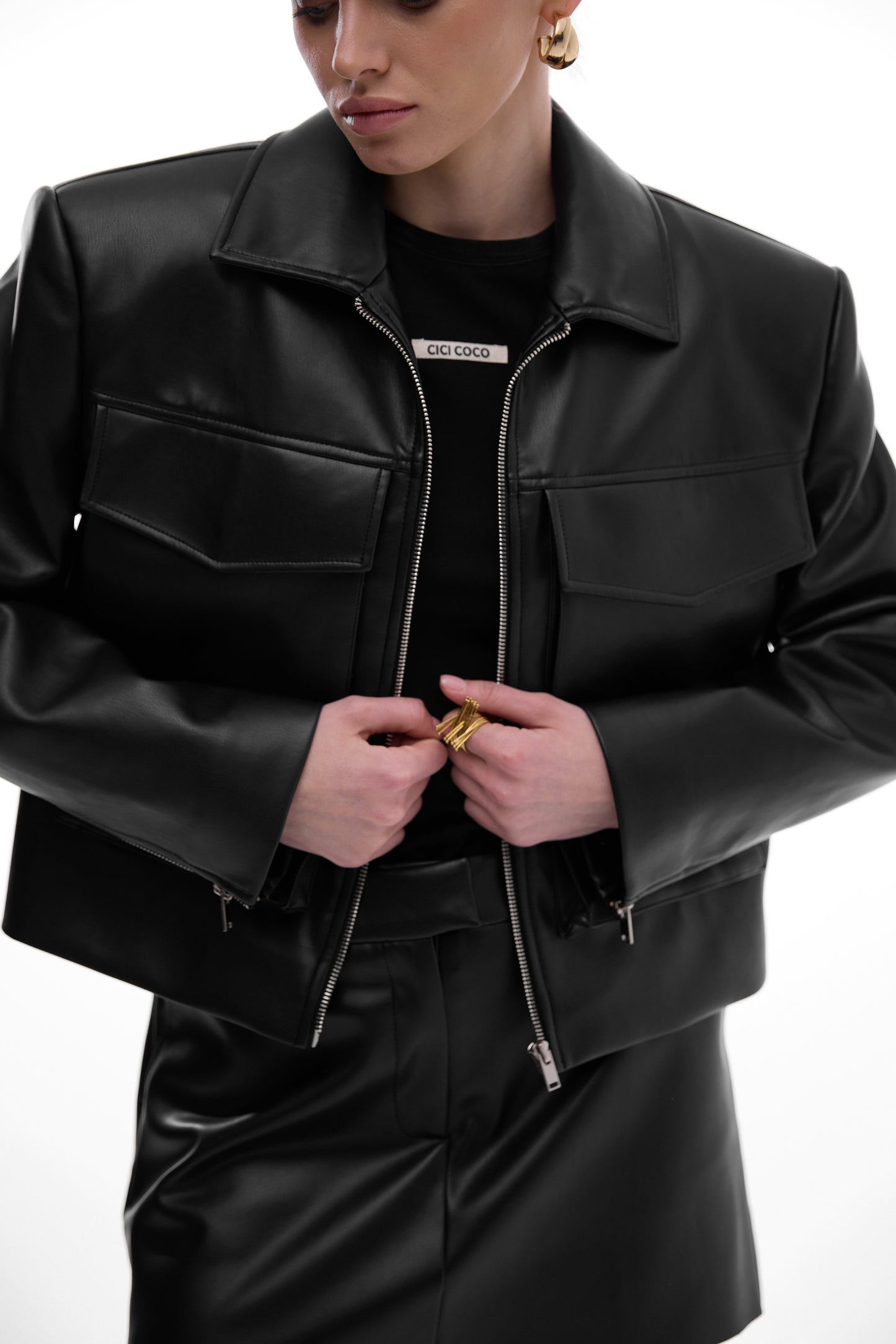 Куртка еко-шкіра чорна