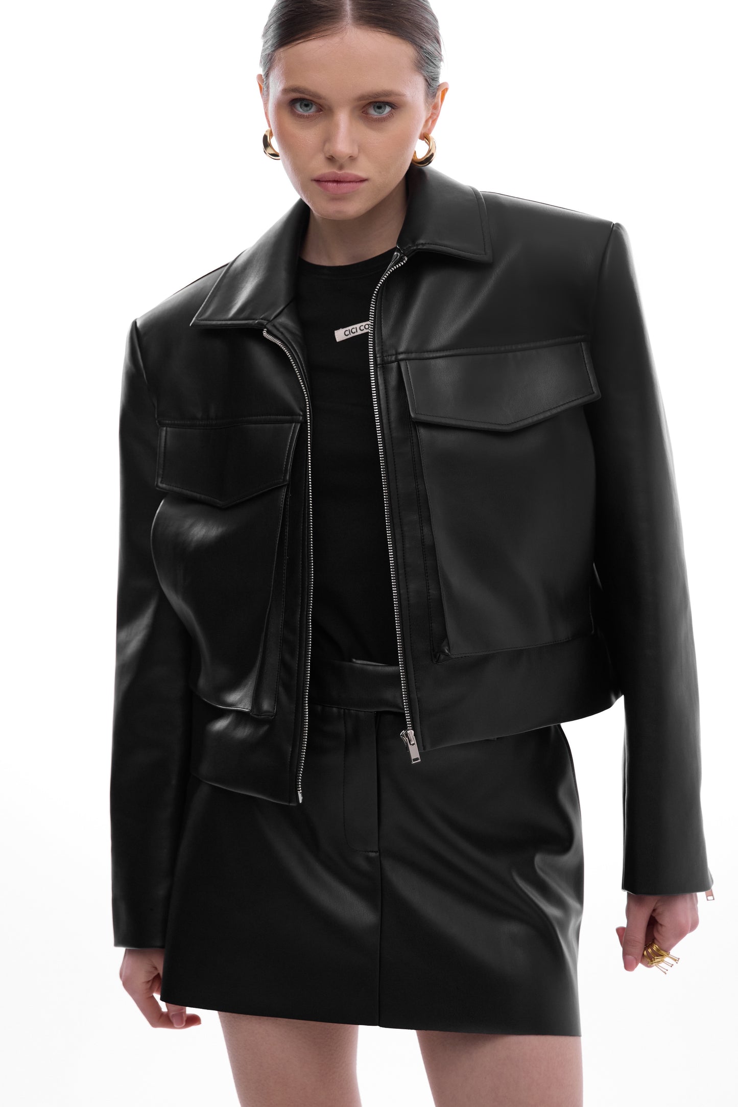 Куртка еко-шкіра чорна