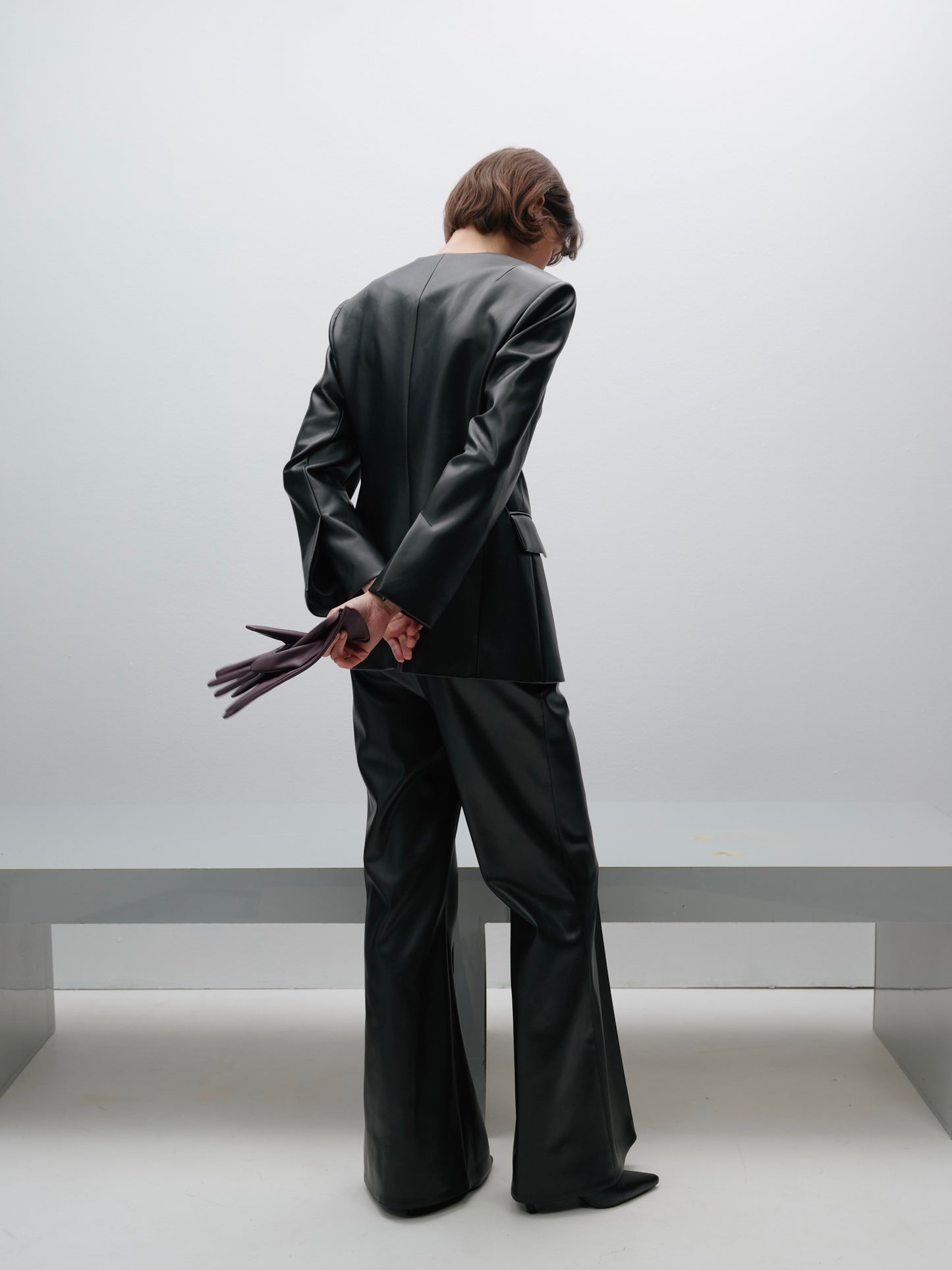 Жакет чорний приталений еко-шкіра