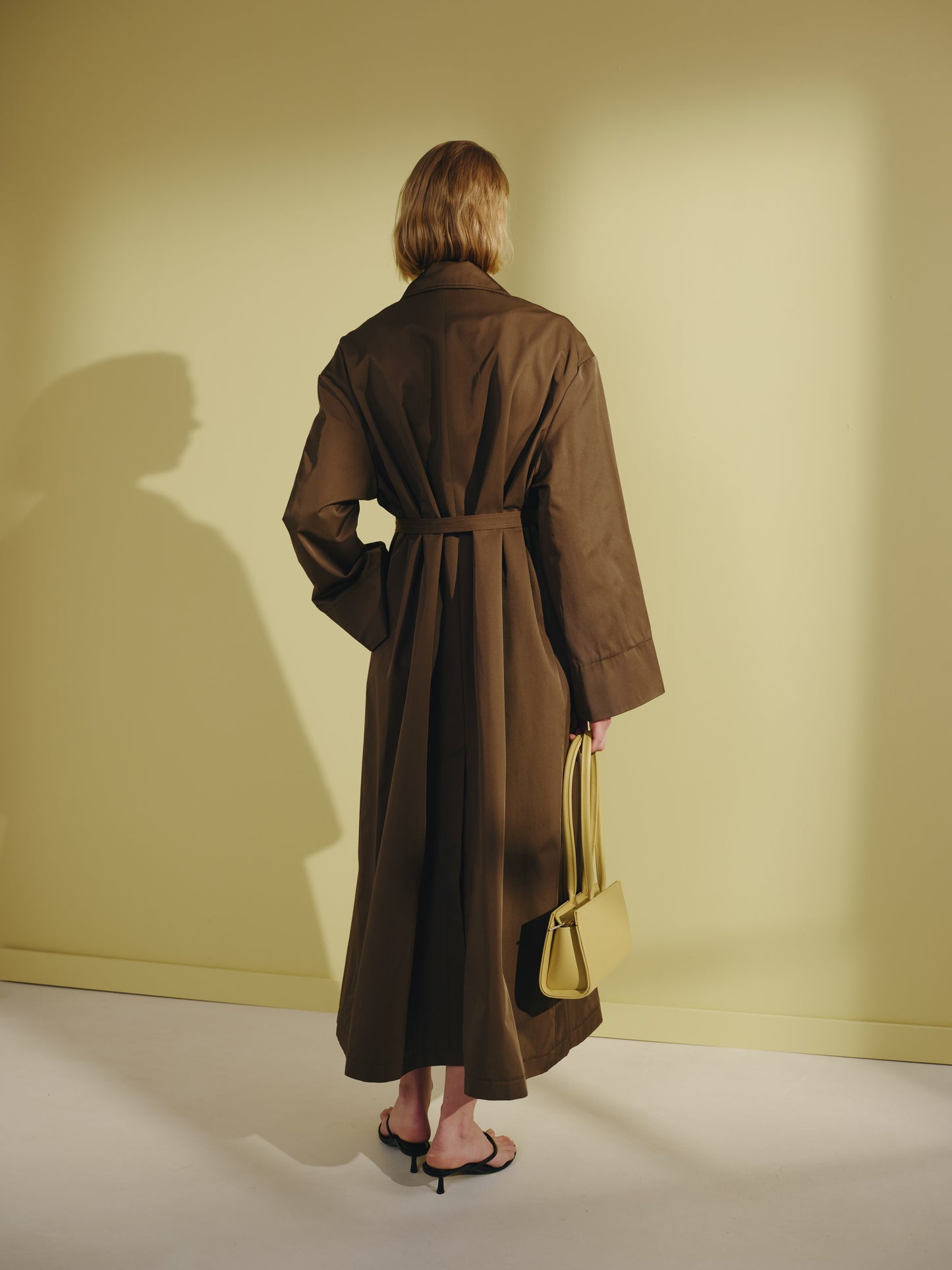 Тренч з пелериною поверх COUTURE