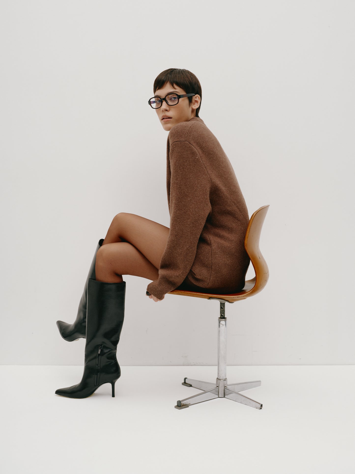 Светр вовняний коричневий