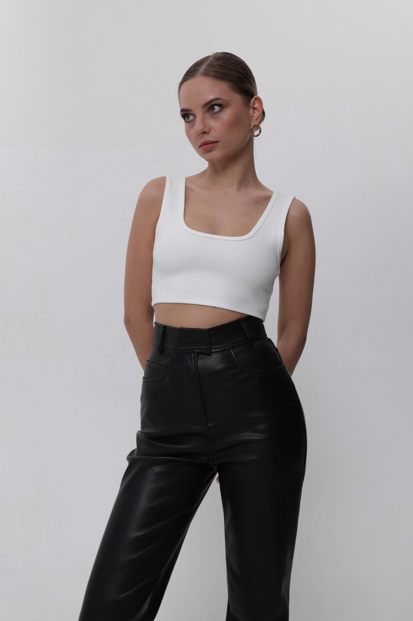 Топ молочний