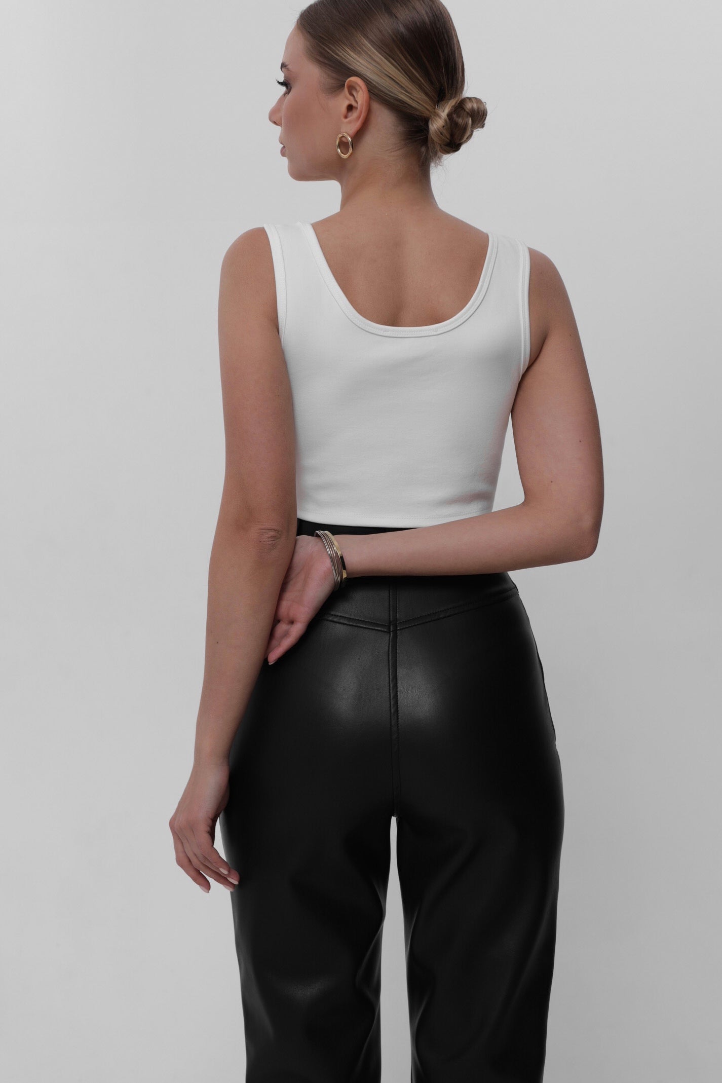 Топ молочний