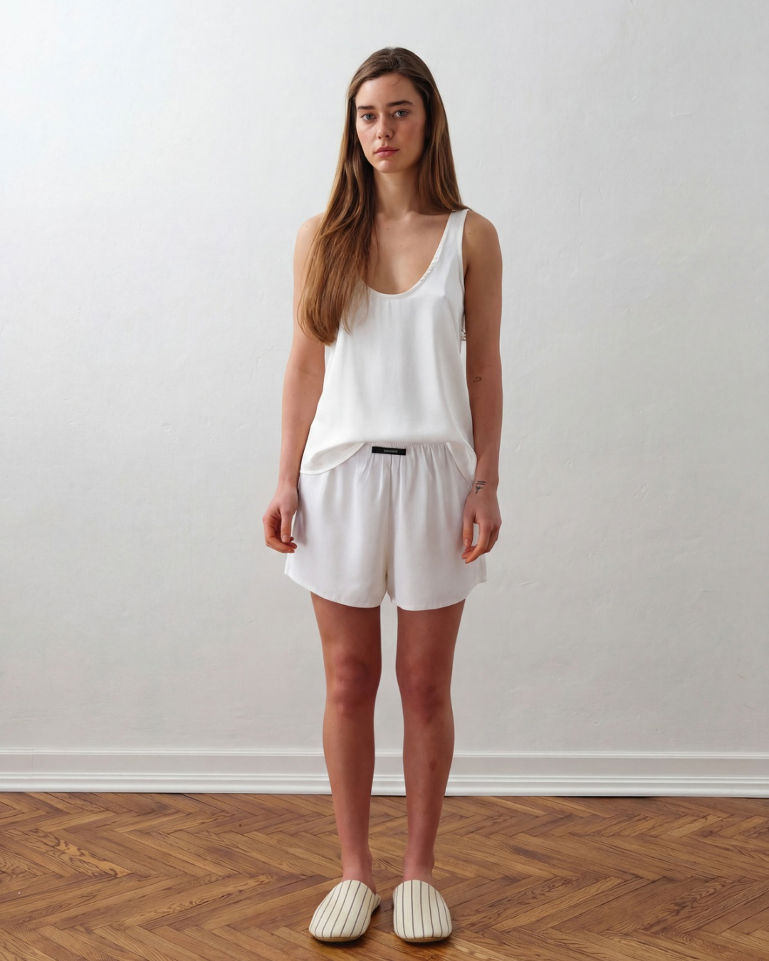 Шорти сатин білі