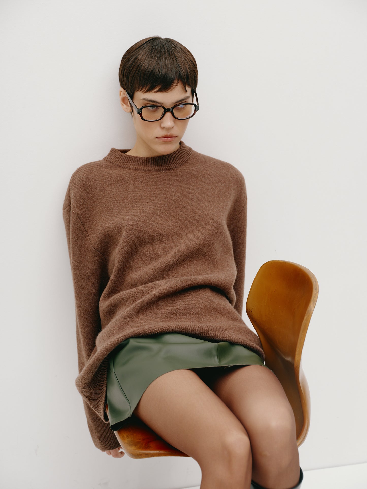 Basic brown sweater 