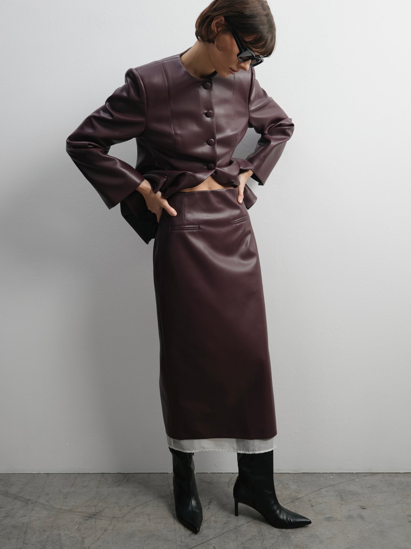 Спідниця сливова еко - шкіра з контрастною підкладкою