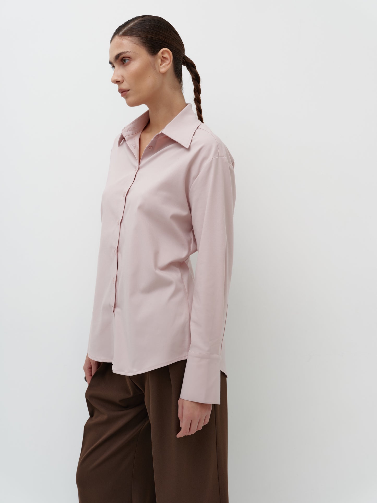 Powder-colored contoured shirt