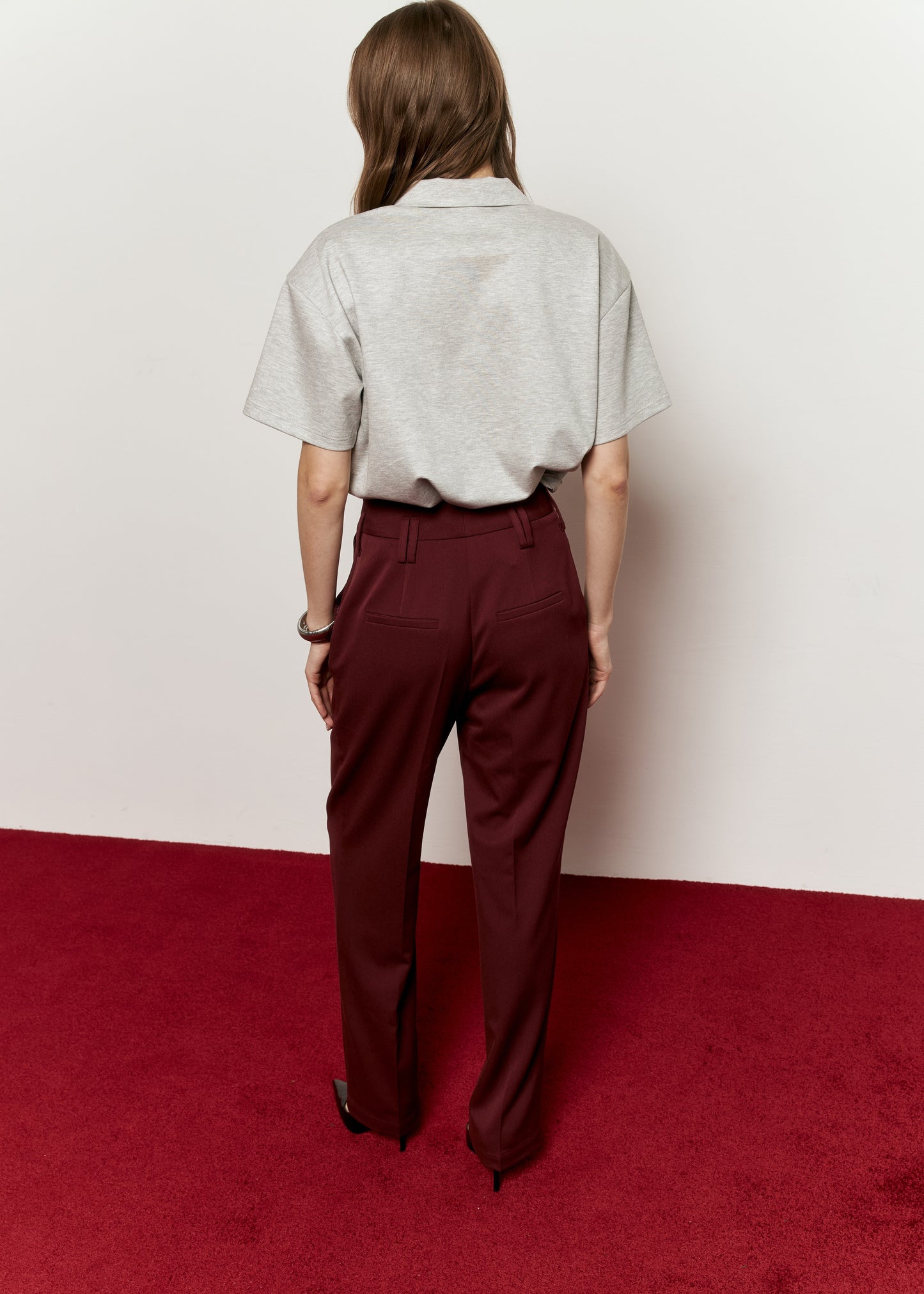 Straight cherry pencil trousers