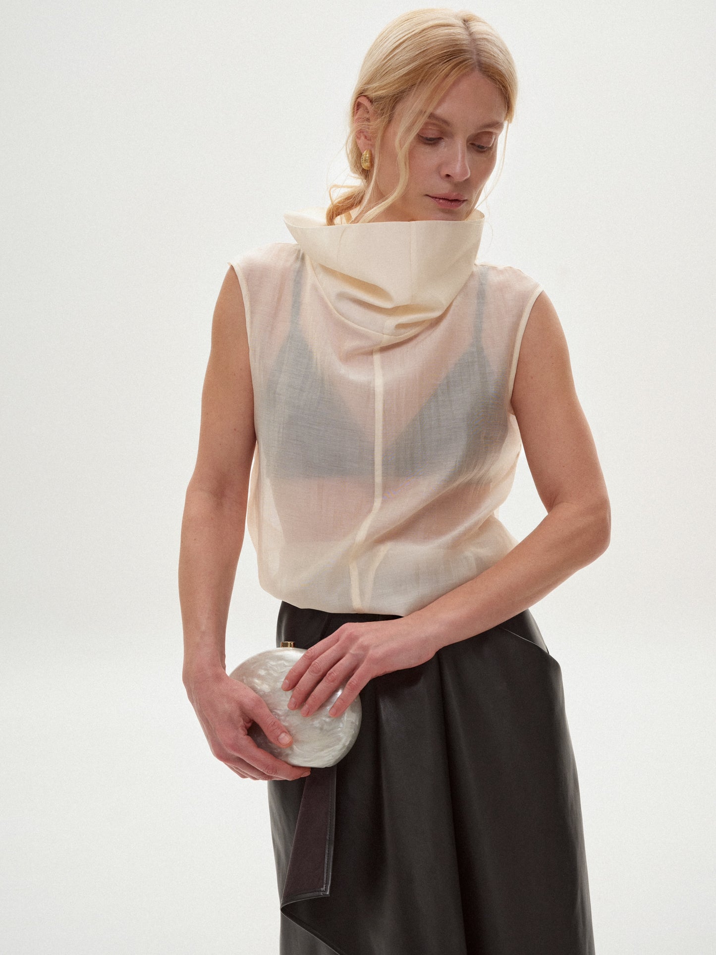 Топ під горло напівпрозорий шампань