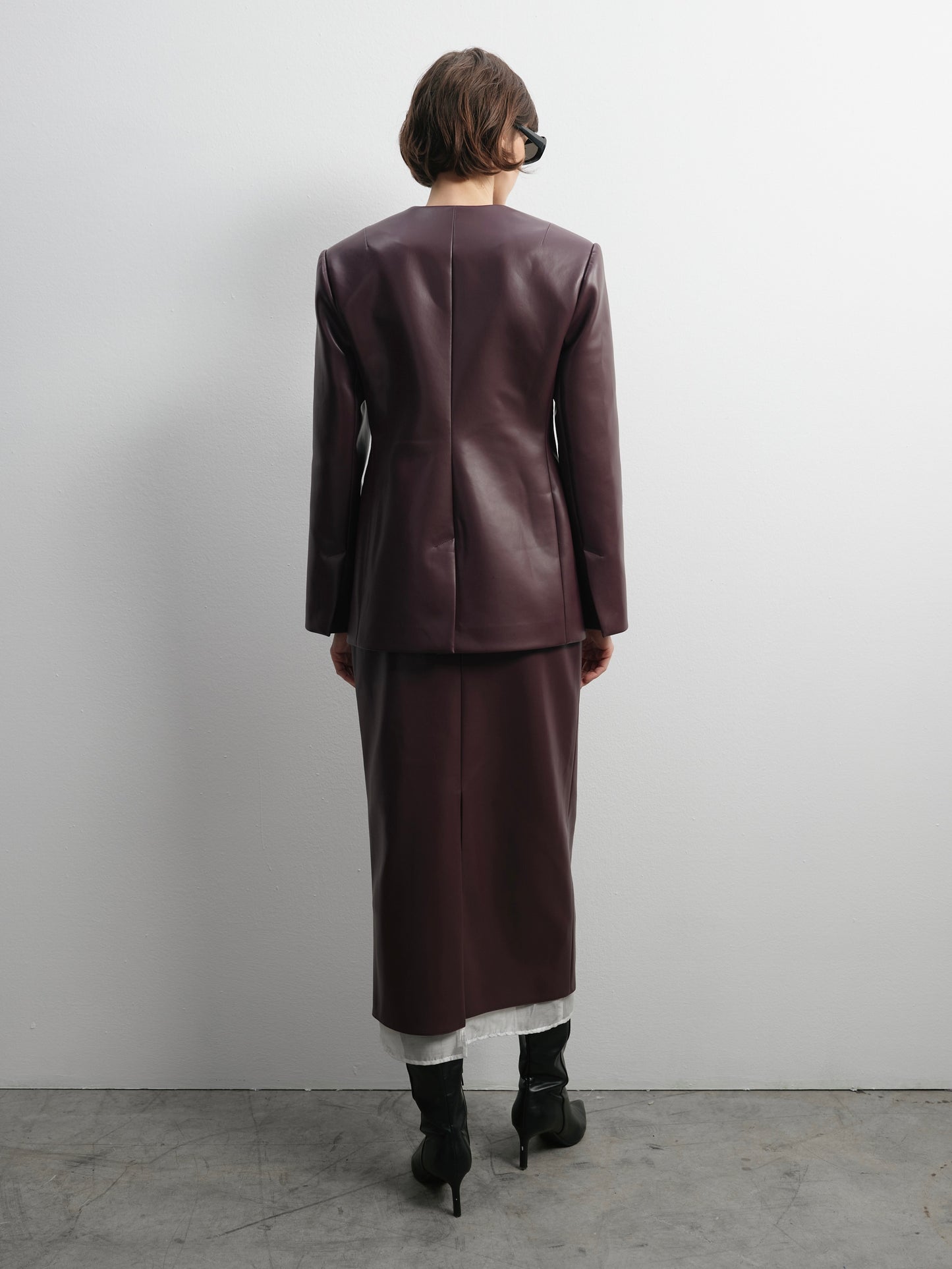 Жакет сливовий приталений еко-шкіра