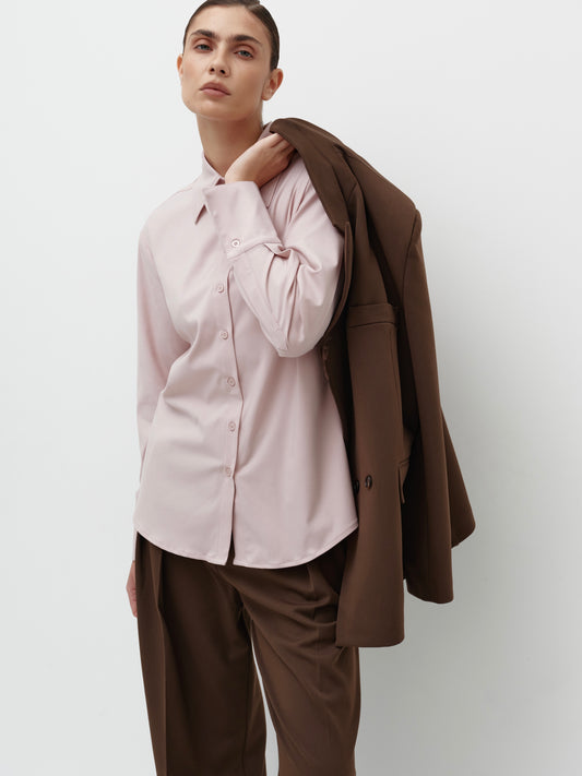 Powder-colored contoured shirt