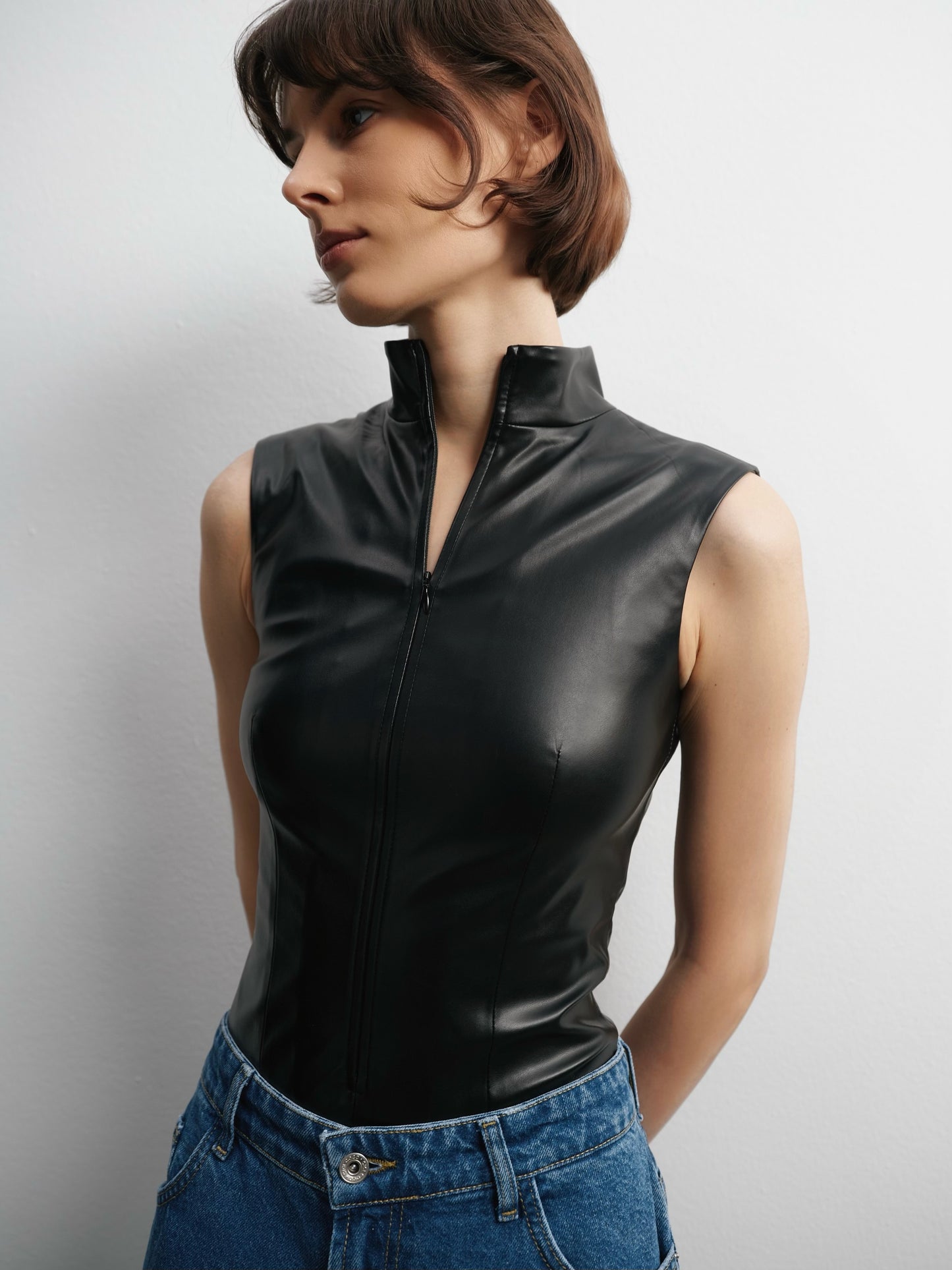 Топ - боді чорний з замком еко - шкіра