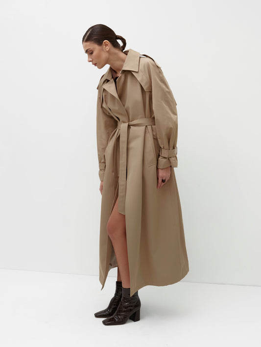 BEIGE TRENCH COAT