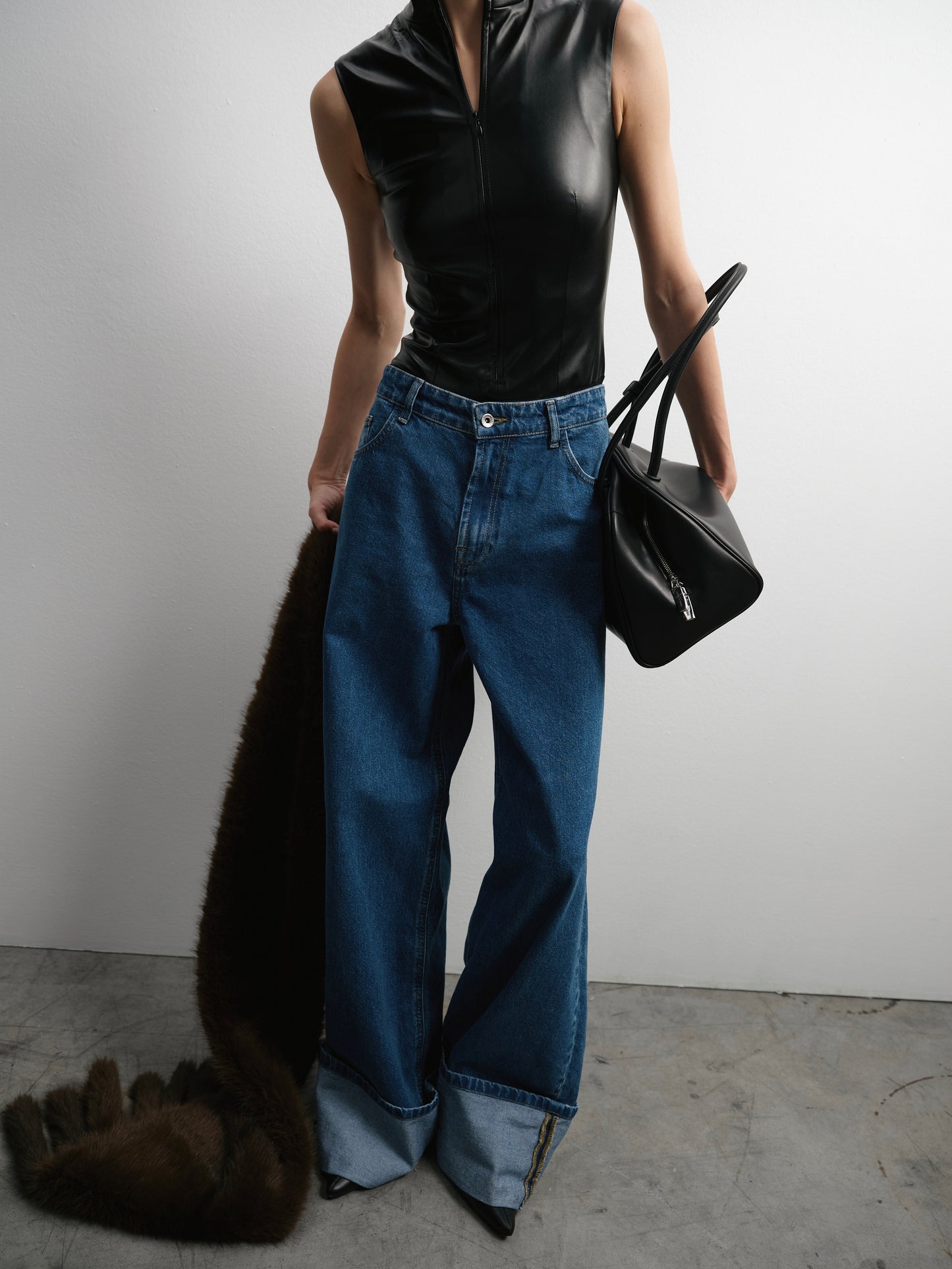 Джинси сині широкого крою з підгинами