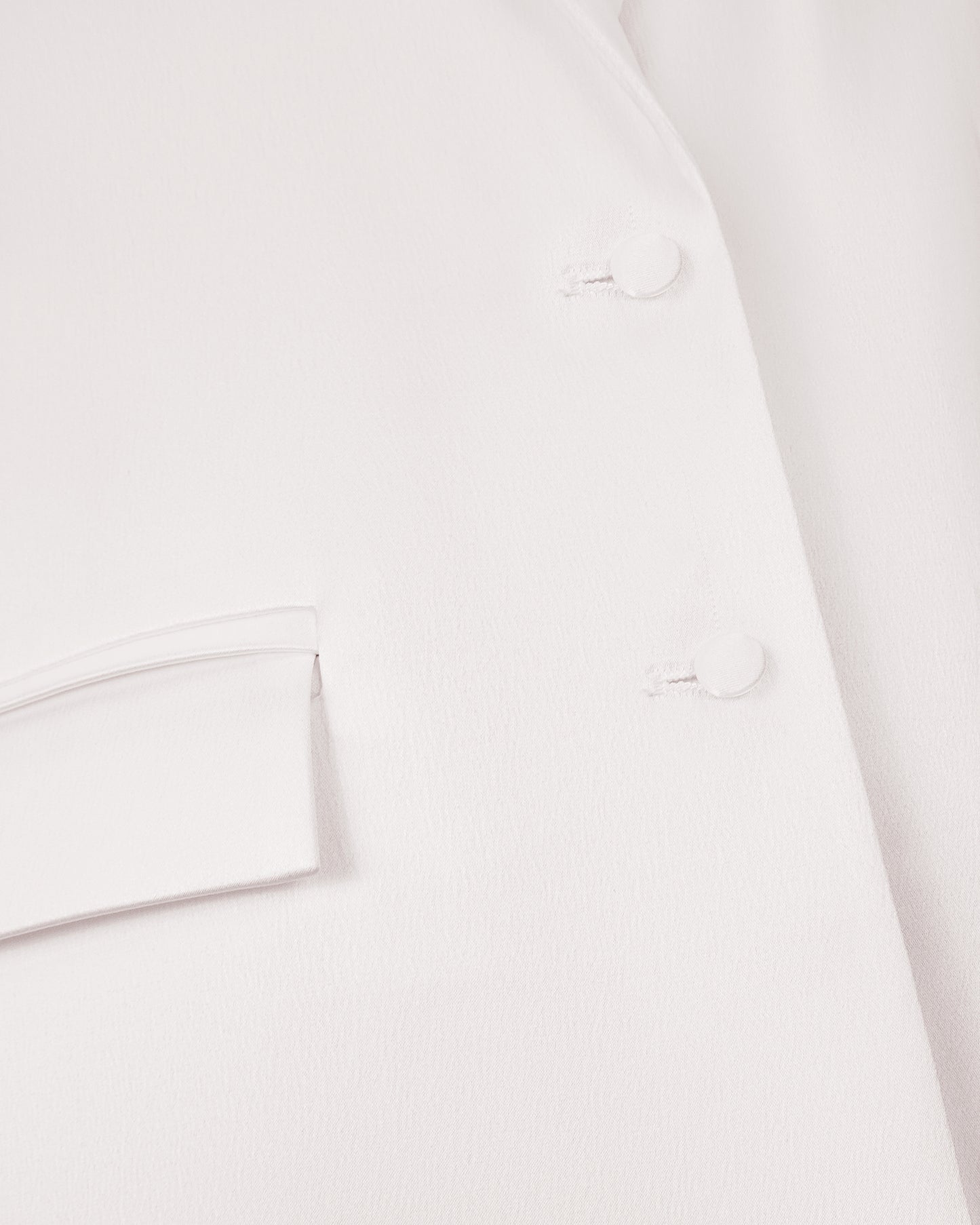 Сатиновий молочний жакет у максі довжині