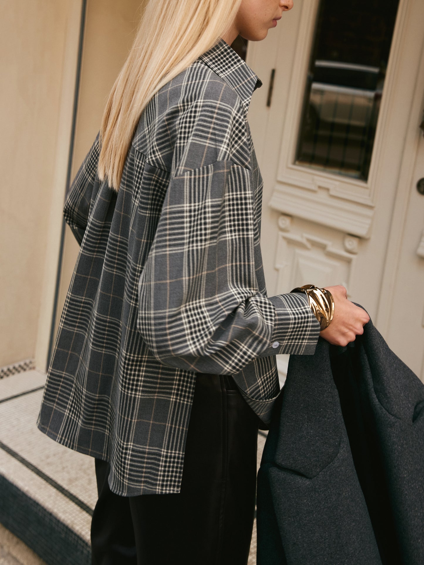 Сорочка оверсайз в клітинку сіра