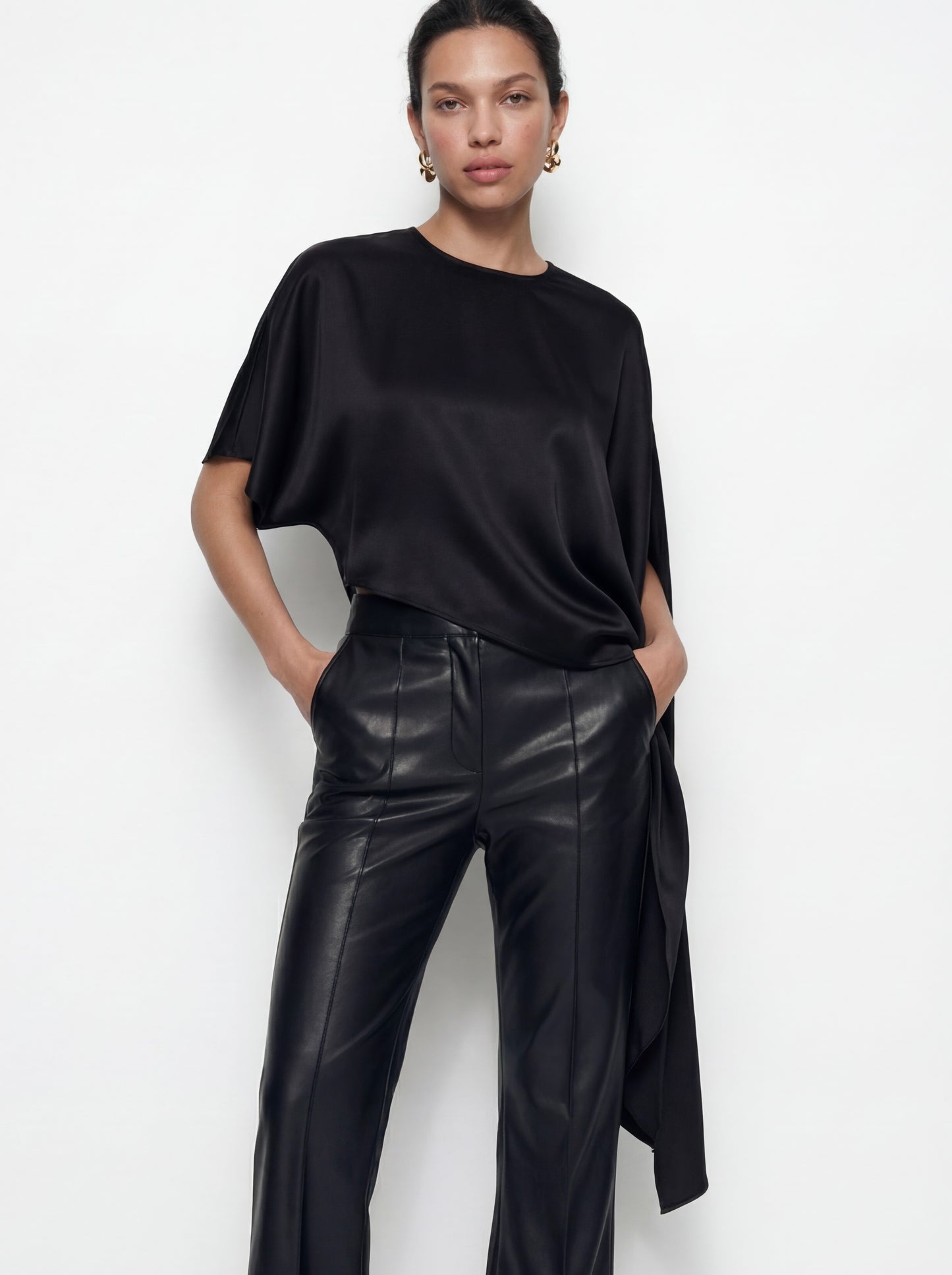 Штани кльош еко - шкіра