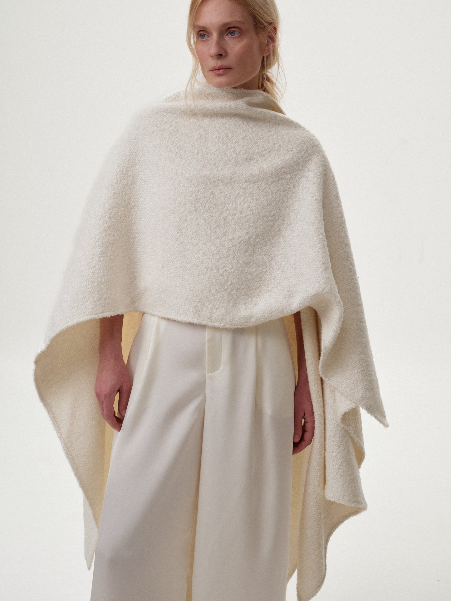 Сатинові молочні палаццо