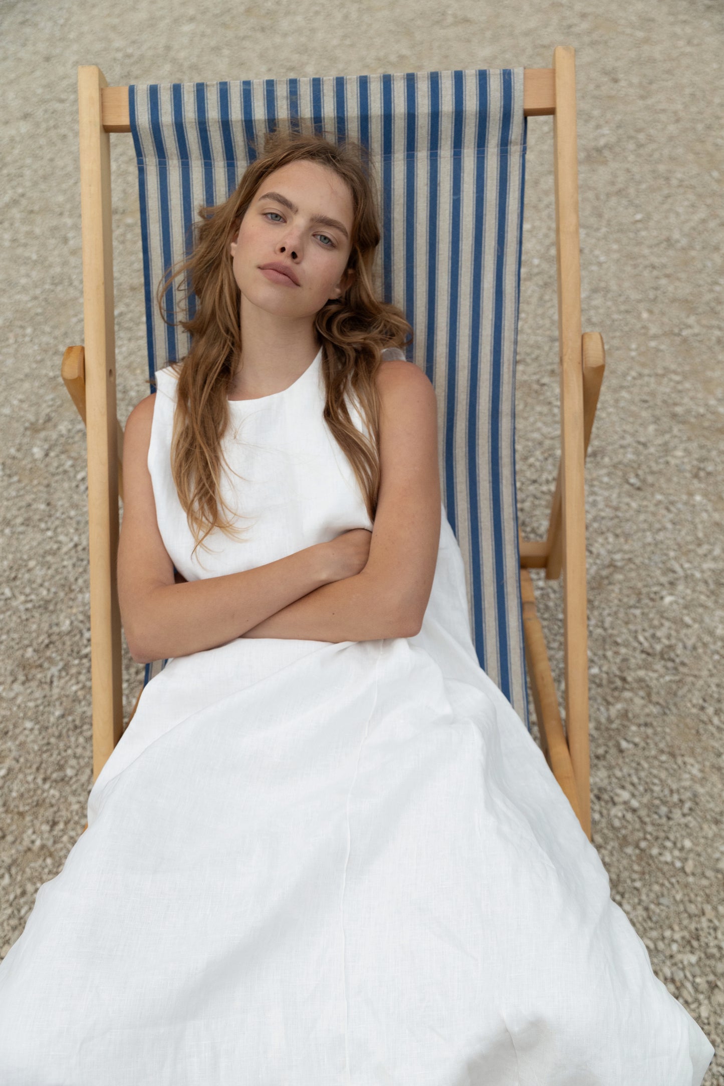 Milk-colored linen geometric dress