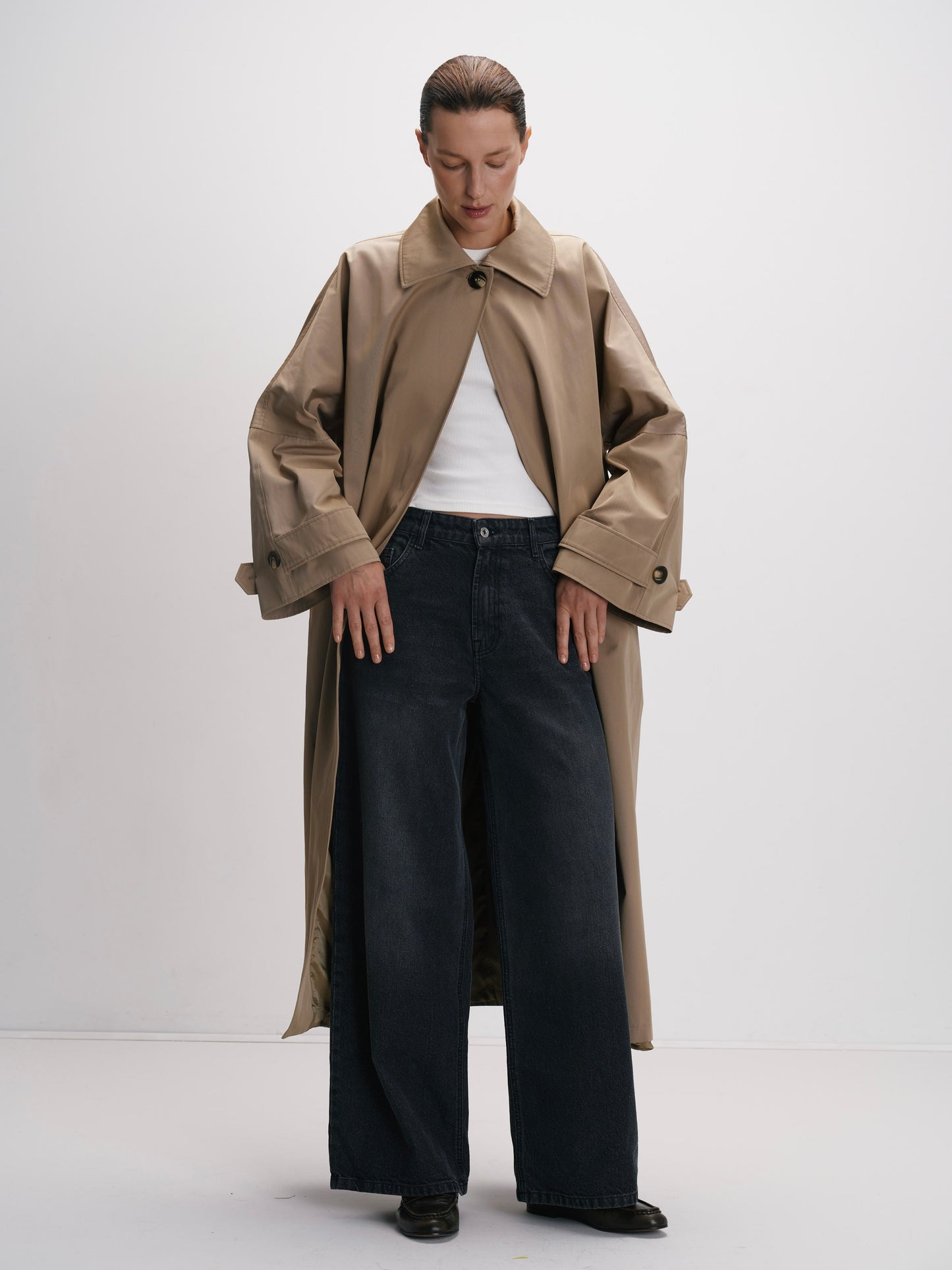 Тренч бежевий максі з поясом COUTURE