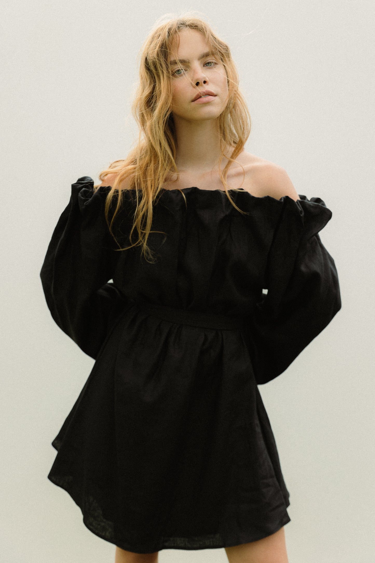 Black linen puff dress