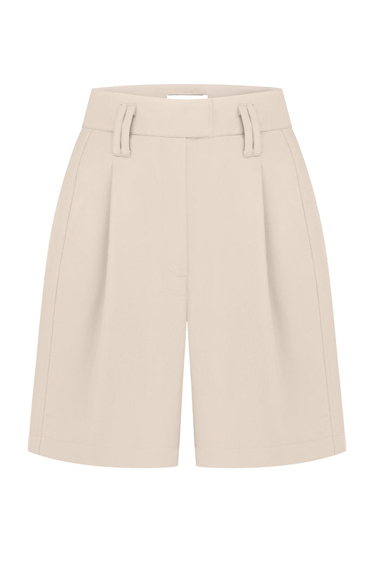 Sand bermuda shorts