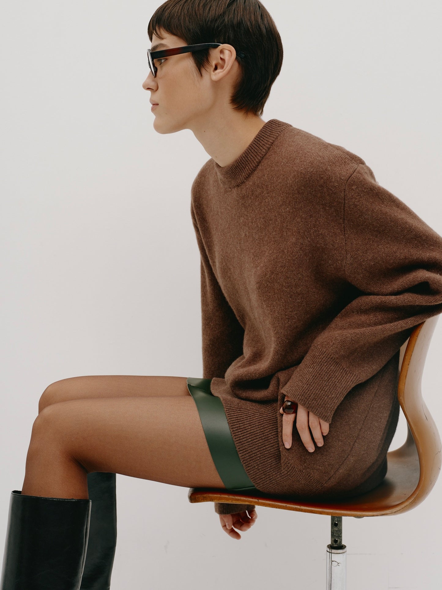 Basic brown sweater 