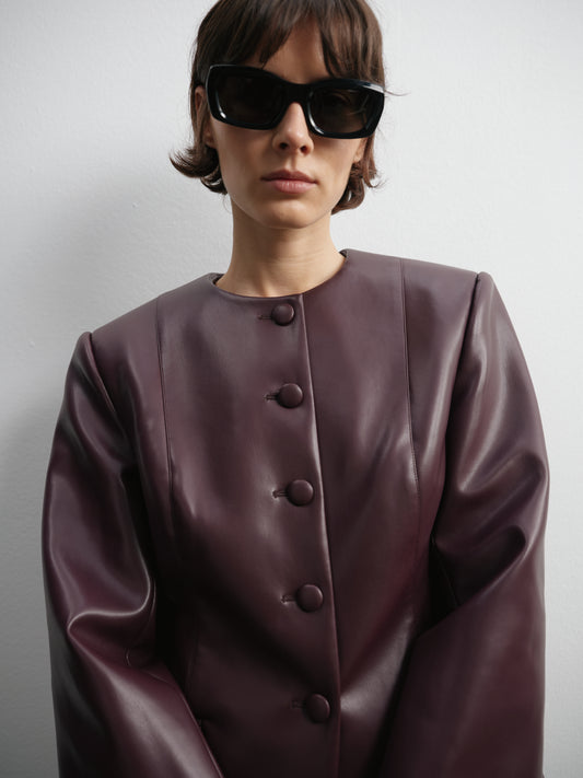 Жакет сливовий приталений еко-шкіра