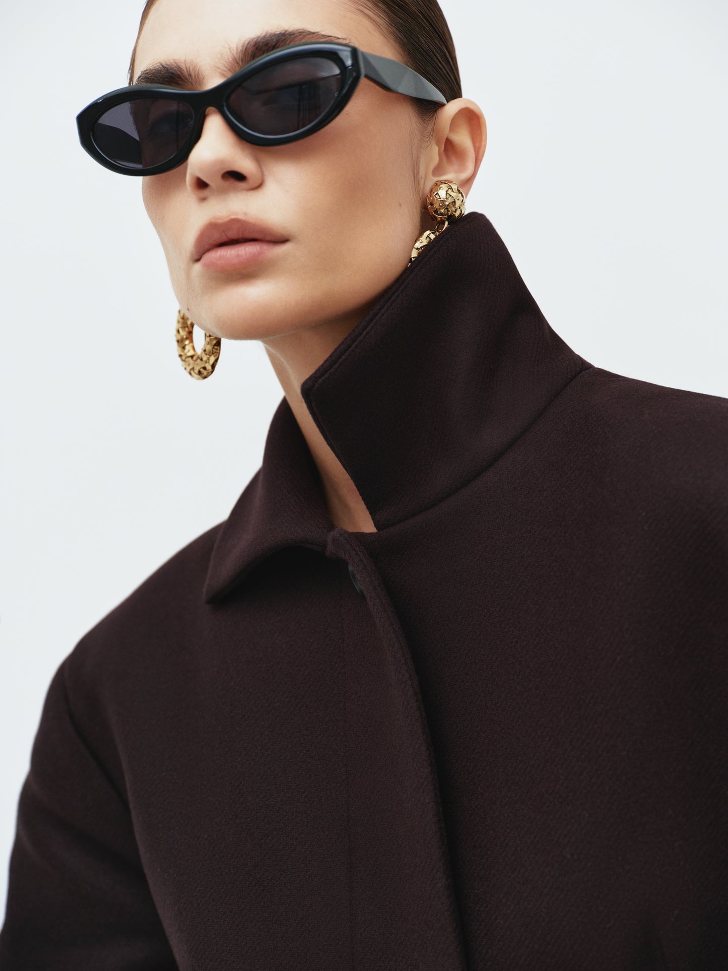 Coat-jacket with a silhouette and voluminous sleeves COUTURE