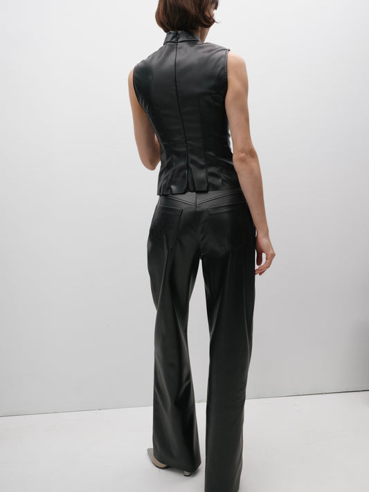 Штани еко-шкіра вільного крою чорні з вишивкою