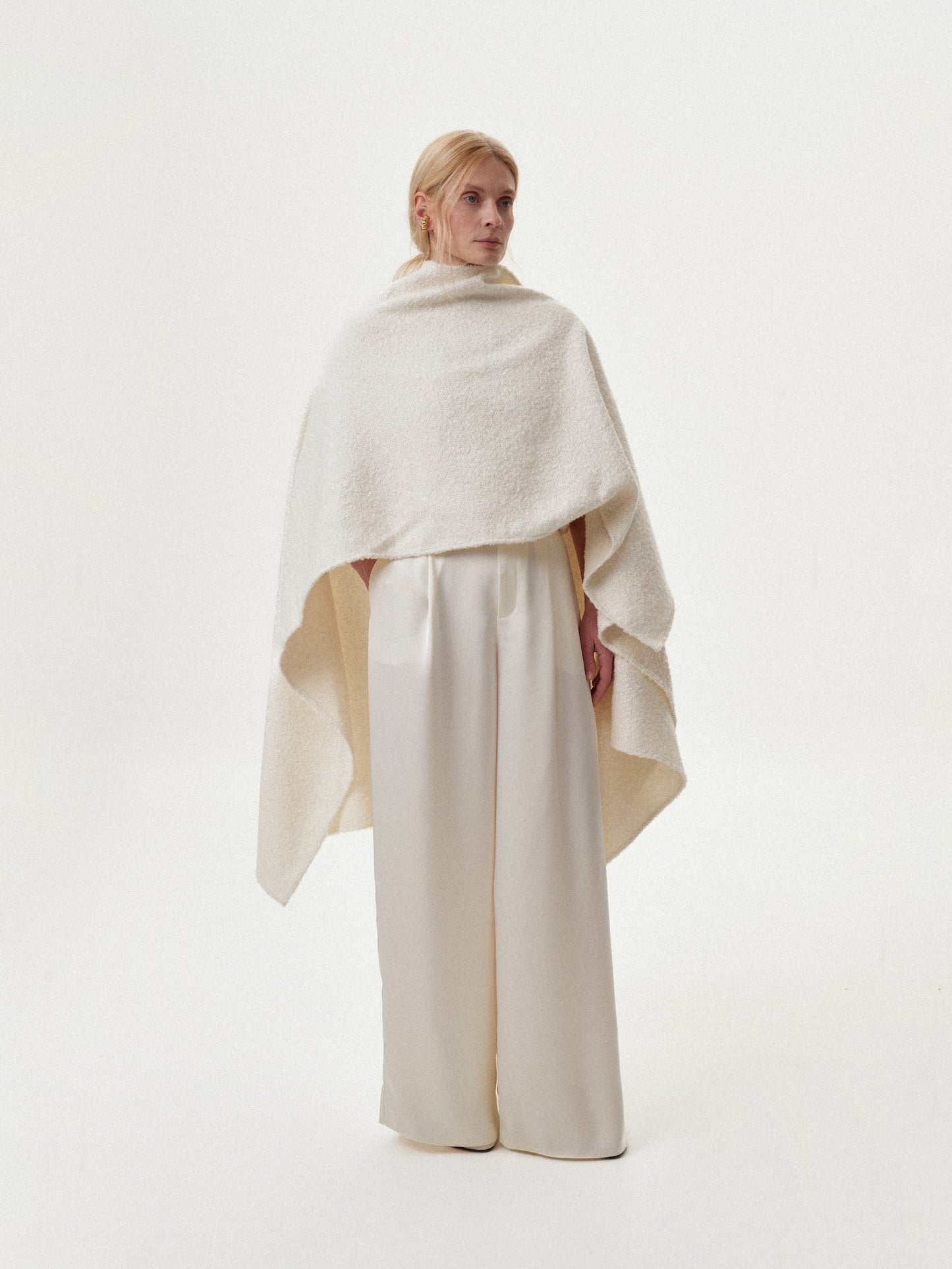 Накидка - пончо букле