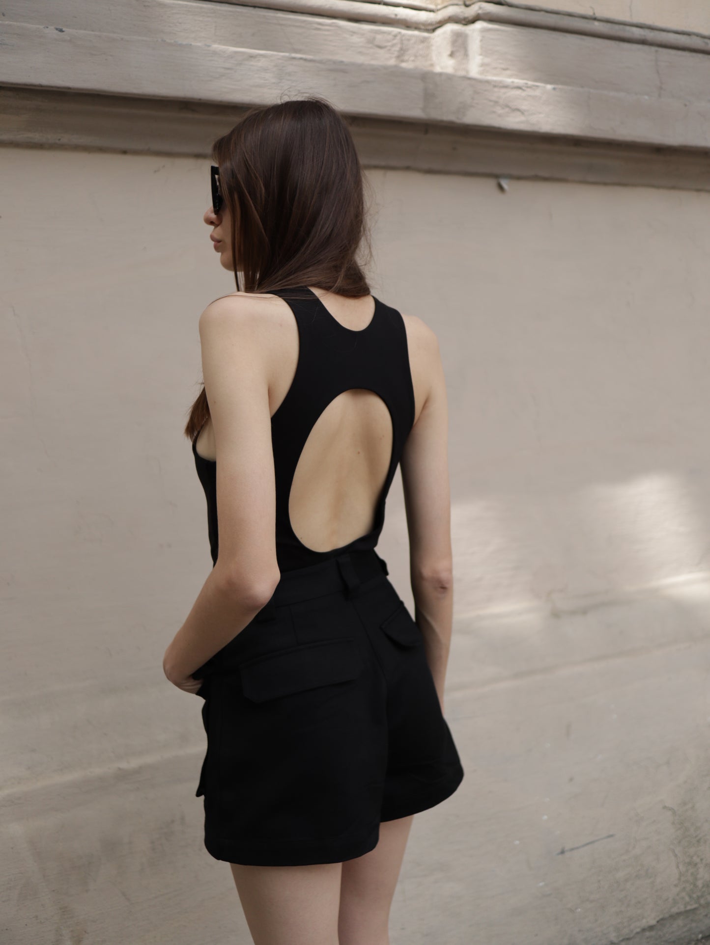 Боді з вирізом на спині чорний