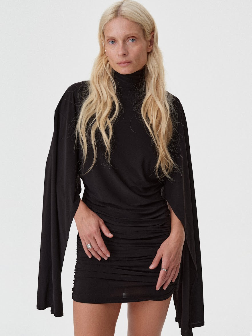 Трикотажна сукня Sculpt міні з рукавами COUTURE