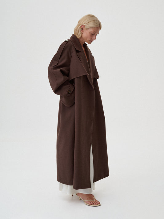 Пальто максі з поясом коричневе COUTURE